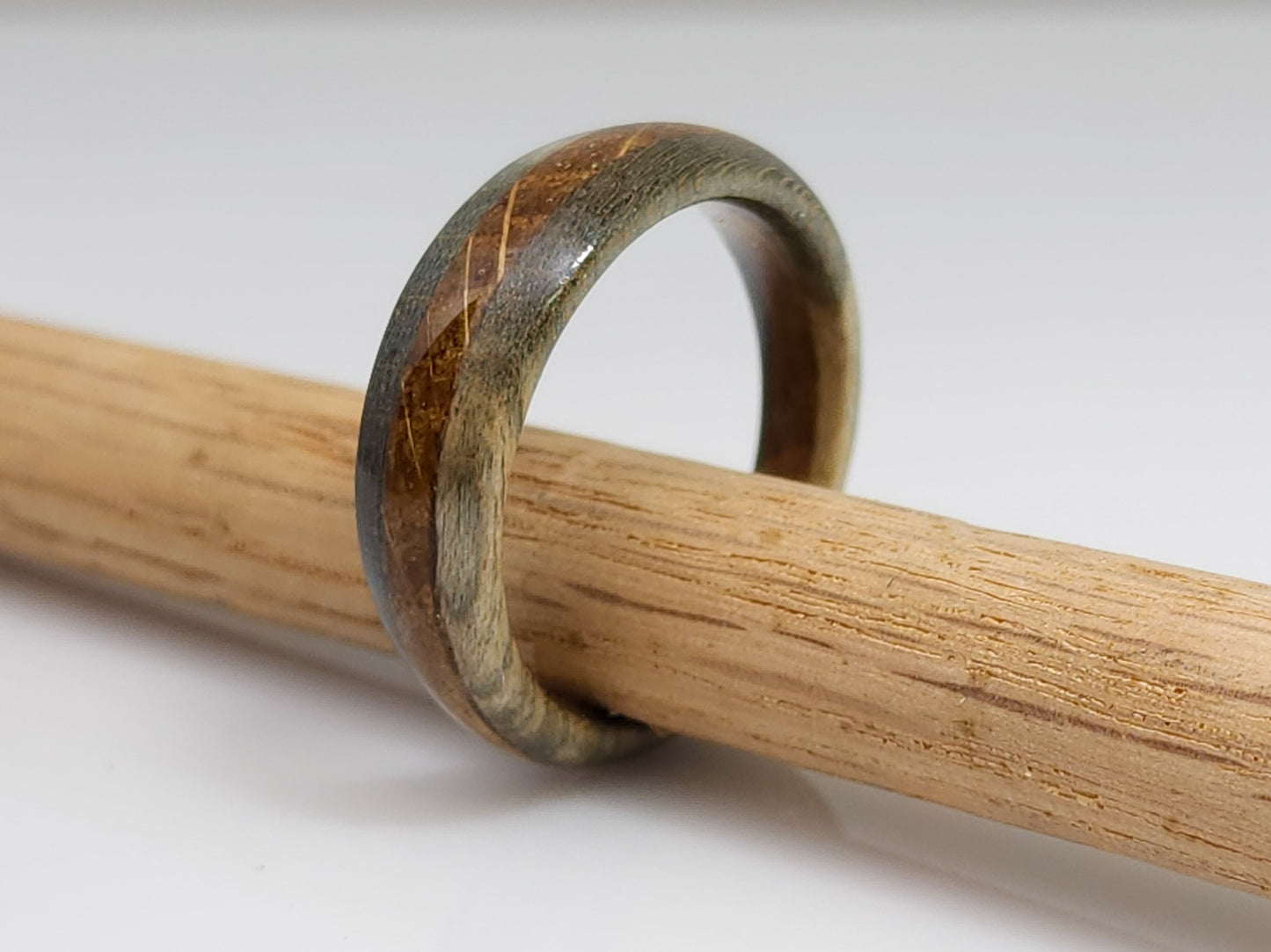 Black & Oak Ring